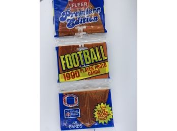1990 Fleer Football 2 Rack Packs Vintage Collectible Card