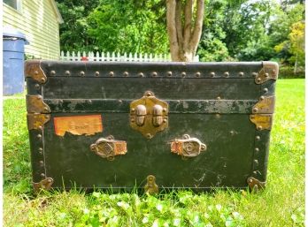 Antique Steamer Trunk - Henry Likly & Co Makers- Berry's Trunks And Bags (1913)