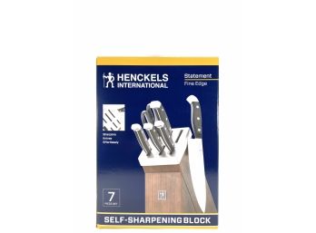 HENCKELS 7 Piece Knife Set In Sharpening Block