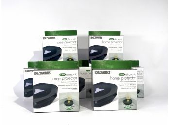 Group Of (7) 3Way Ultrasonic Home Protector Devices