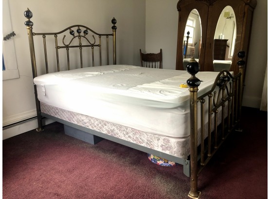 Vintage 1989 Custom Made Brass Queen Sized Bed With Handpainted Porcelain Accents
