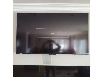 Large Flat Screen TV Sharp 70'
