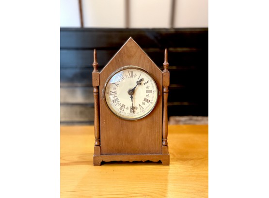 Vintage Wood Trend Electric Clock
