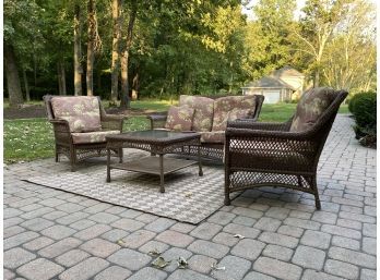 Plastic Wicker Patios Set With Cushions And Outdoor Area Rug*