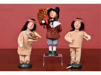 Set Of Three 1998 Byers' Choice The Carolers Native American Indian Dolls And Pilgrim With Turkey