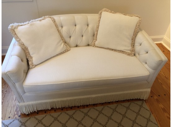 Comfy Little White Sofa 57x 27X33'