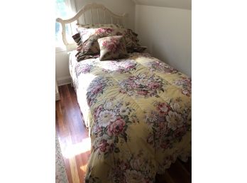 Twin Bed Head Board With Ralph Lauren Comforter