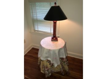 End Table With Lamp Table 19x25' Lamp 17x28'