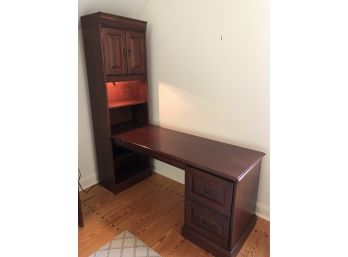 Hooker Furniture Solid Wood Desk With File Drawers And Light 72x78x24'