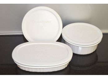 Corningware Set With Lids, Freezer, Oven And Microwave Safe, 2 Bowls 5.5x2.25' 1 Rectangular 7.5x4.75x1.25'