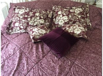 Laura Ashley Comforter Set Bed Skirt 2 Large 2 Small Pillow Shams King