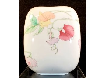 Pretty Hutschenreuther Germany Leonard Paris Small Flower Vase - Decor Calypso