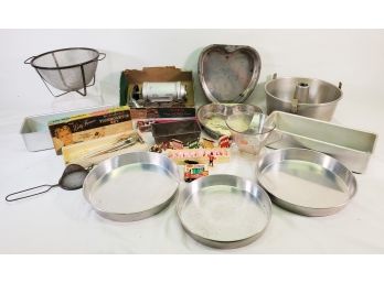 Assorted Baking Pans & More