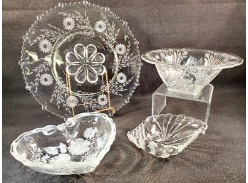 Four Pretty Vintage Glass Centerpiece, Plates, Bowls & Candy Dishes