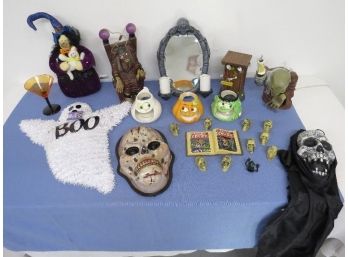 Ghoulish Halloween Animated Lot - Tales From The Crypt & Other Figures & Accessories