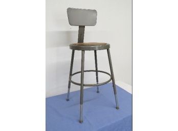 Vintage Krueger, Wis. Industrial / Machine Shop Gray Metal Stool W/adjustable Height Legs