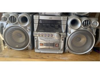 JVC Model CA-MXGB5 Receiver With Speakers