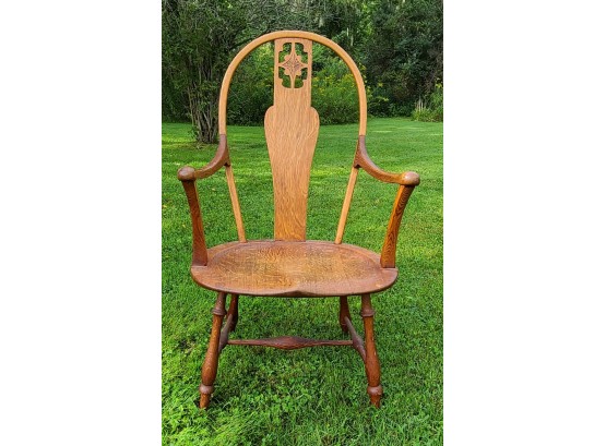 Beautiful Sturdy 19th Century English  Bent Oak Chair W Cut Out Detail