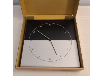 Kikkerland Contemporary Face Clock, NIB