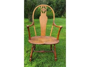 Beautiful Sturdy 19th Century English  Bent Oak Chair W Cut Out Detail