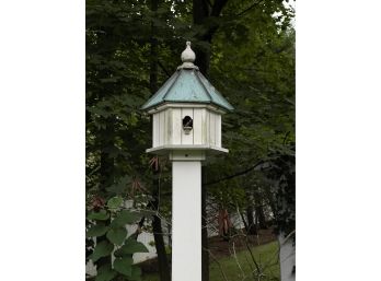 Multi Entry Bird House W Metal Top And Finial