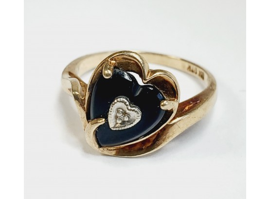 10k Yellow Gold With Onyx Heart With Diamond Chip Center  Ring