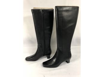 Women's Black Boots Size 6 NIB #5