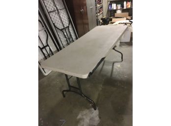 6' Long Outdoor/indoor Folding Table.