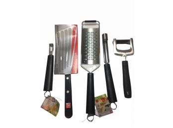 (5) Wushof  Kitchen Gadgets. (#3)