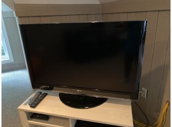 LG TV 42'/ GO Video/ DVD VHS And Onkyo