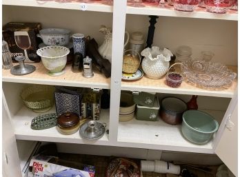 MISCELLANEOUS PANTRY LOT, INCLUDES TINS, BRASSWARE, POTTERY, AND MORE