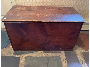A SIX BOARD BLANKET CHEST