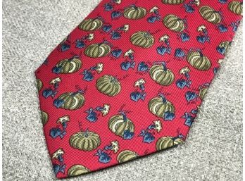 Fantastic Like New HERMES Graphic Silk Tie - Pumpkins / Gourds - $200 Retail - Fantastic All Silk Tie
