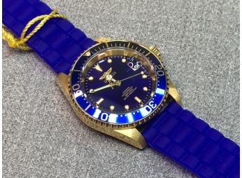 Awesome INVICTA Automatic Watch - Cobalt Blue Dial & Silicone Strap $595 Retail - Brand New In Box & Tags
