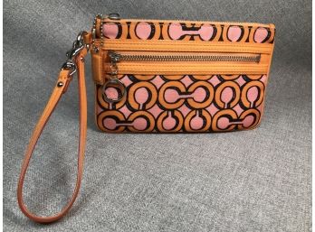 Great COACH POPPY Bright Orange Wallet / Wristlet - AWESOME Colors & Style - Used Once - LIKE NEW CONDITION !
