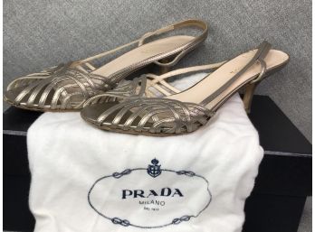 Ladies PRADA Shoes - Calzature Donna - Paid $620 - Size 36.5 - In Original Prada Box And Has Prada Felt Bag