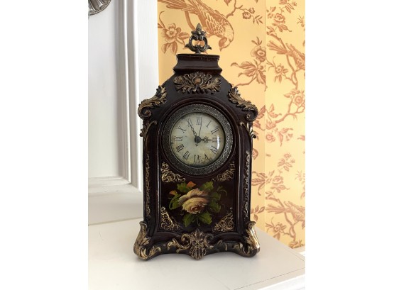 Battery Operated Vintage Style Mantle Clock