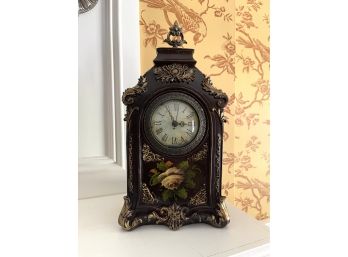 Battery Operated Vintage Style Mantle Clock