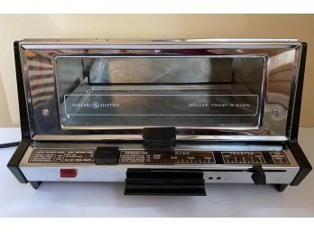 Vintage General Electric Toaster Oven, 1980s