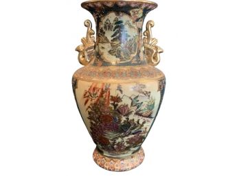 Beautiful ROYAL SATSUMA Handpainted Japanese Urn Vase