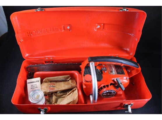 Vintage Homelite XL-2 Auto Chainsaw Top Handle Saw In Original Case And Extra Chains - Super Clean