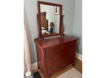 Dresser W/ Mirror Set