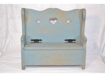 Country Style Shabby Chic Hinged Doll Bench