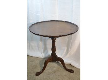 Antique Mahogany Scallop Edged Tilt-top Table
