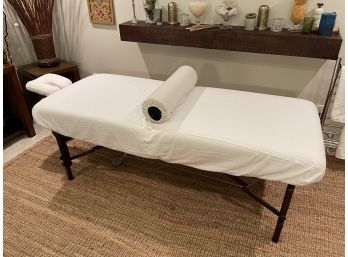 Master Massage Equipment Heated Massage Table