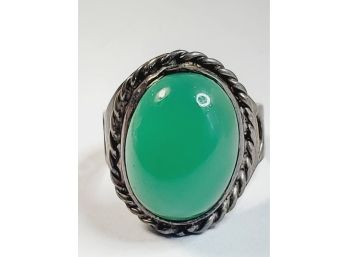 Vintage Green Stone Sterling Silver Ring