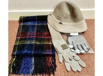 Cashmere Gray Hat And Gloves, 2nd Set Of Black Gloves, Loominus Rayon/chenille Scarf