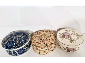Vintage 'Highmount' Quality 7 Coasters With Original Container, Made In Japan Plus 2 Ceramic Contai