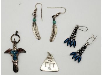 Southwestern Themed Jewelry - 2 Pairs Of Drop Earrings And Two Pendants
