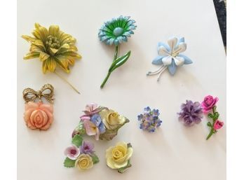 Great Collection Of Enamel & Celluloid Plastic Floral Pins From The 60's And 70's - Very Cool Vintage